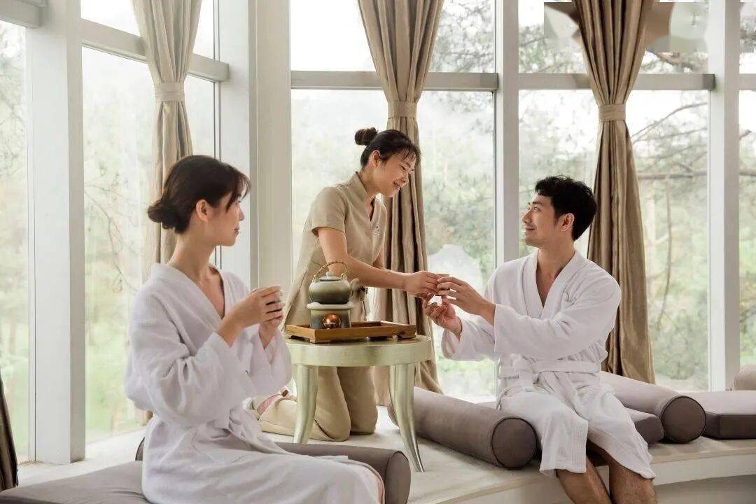 连住2晚立省15%起！躺玩雪山秘境闲赏漓江仙境开元ky棋牌丽江桂林｜Club M